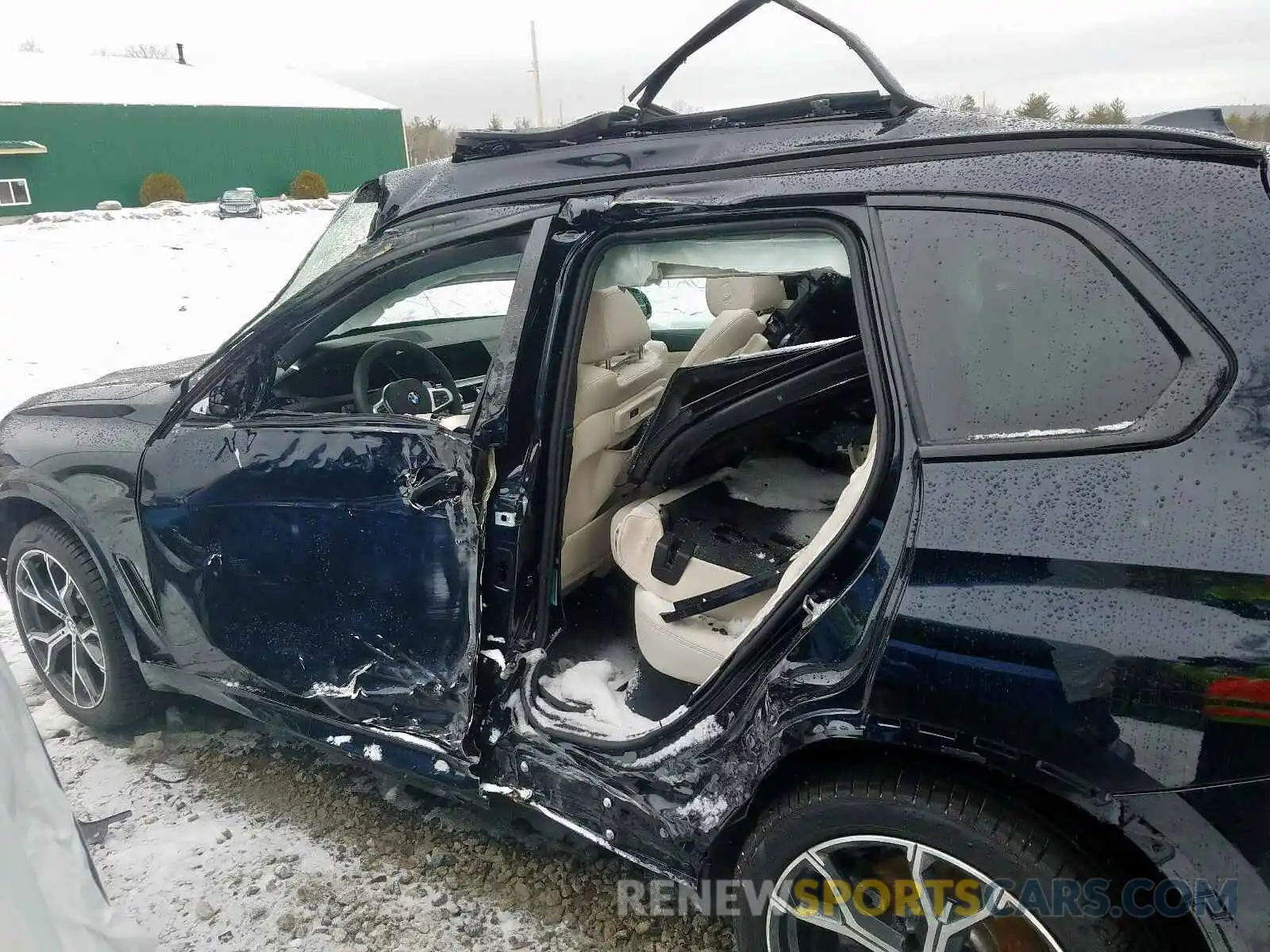 9 Photograph of a damaged car 5UXCR6C07L9B31056 BMW X5 XDRIVE4 2020