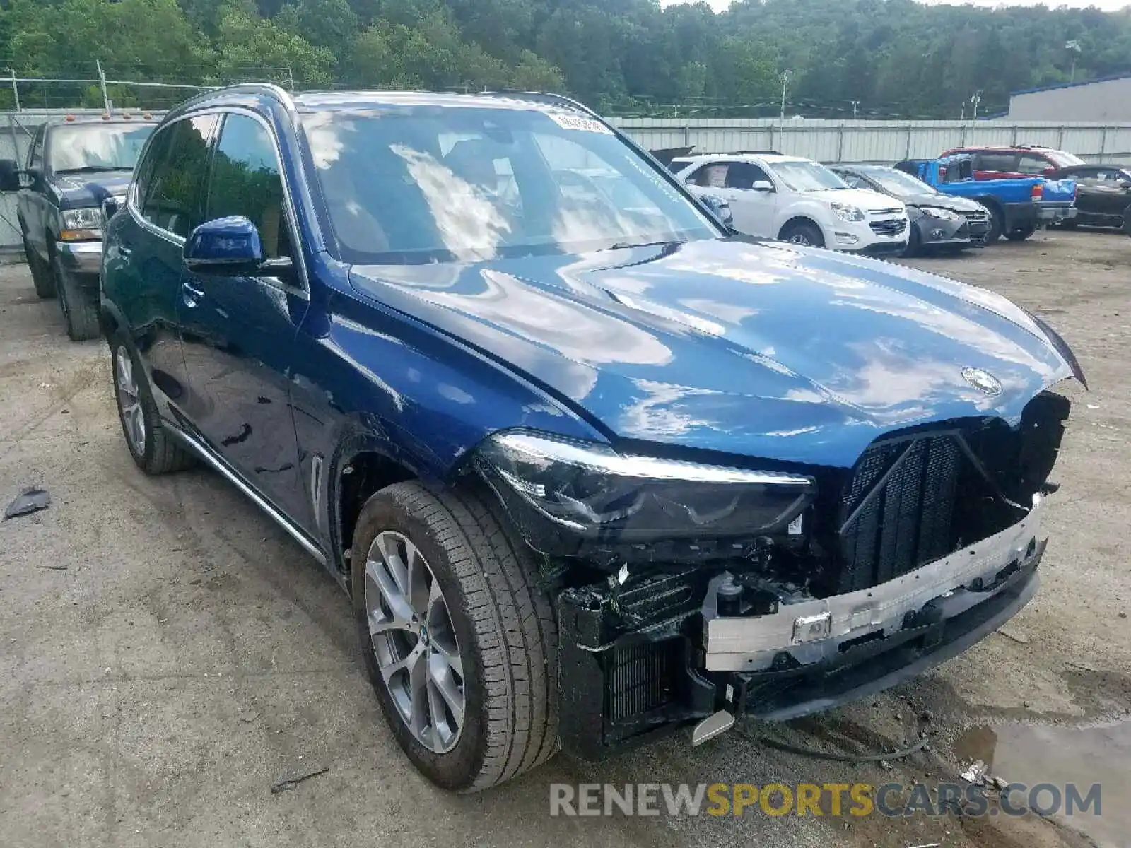 1 Фотография поврежденного автомобиля 5UXJU2C50KLN66980 BMW X5 XDRIVE5 2019