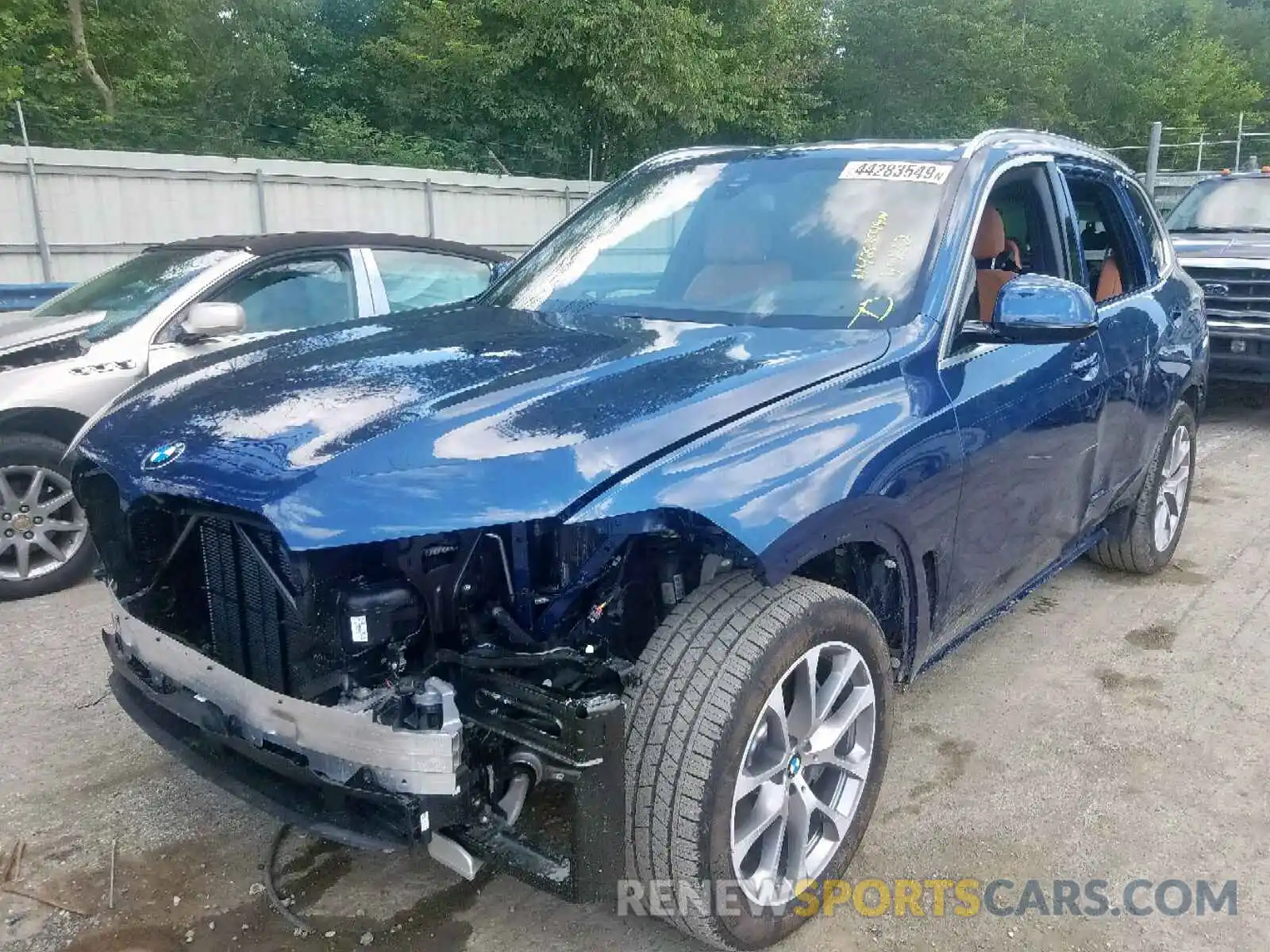 2 Фотография поврежденного автомобиля 5UXJU2C50KLN66980 BMW X5 XDRIVE5 2019