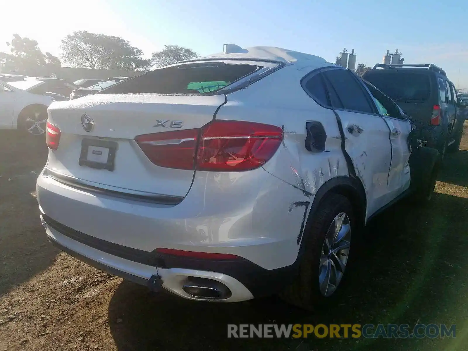 4 Photograph of a damaged car 5UXKU0C50K0S97633 BMW X6 2019