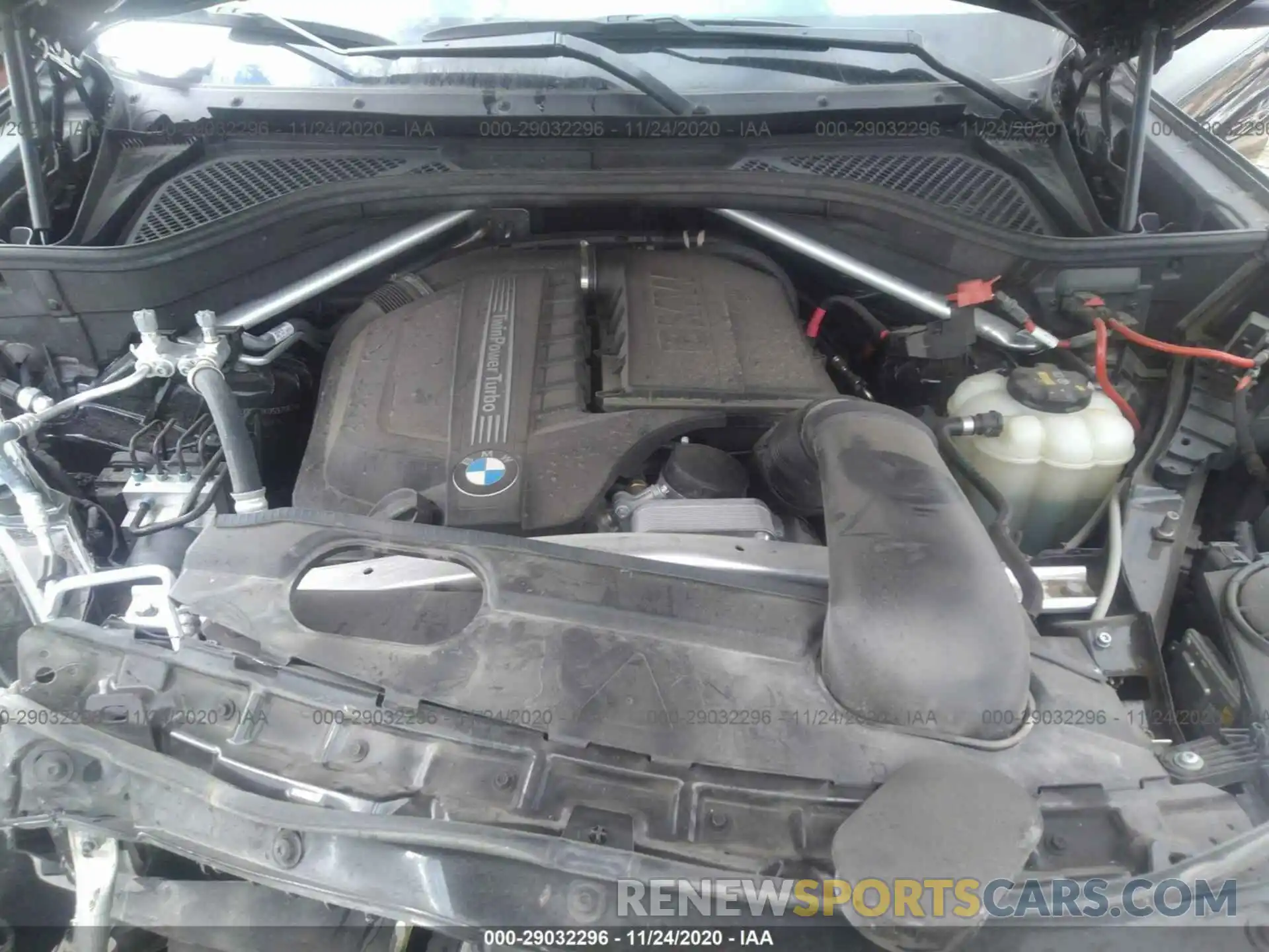 10 Photograph of a damaged car 5UXKU0C52K0S97567 BMW X6 2019