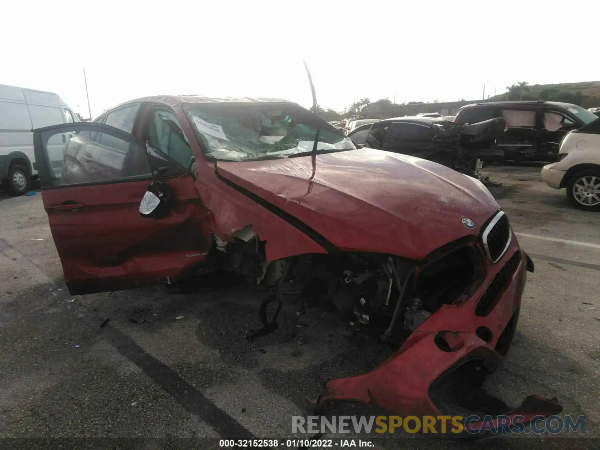 1 Photograph of a damaged car 5UXKU0C56K0G92709 BMW X6 2019