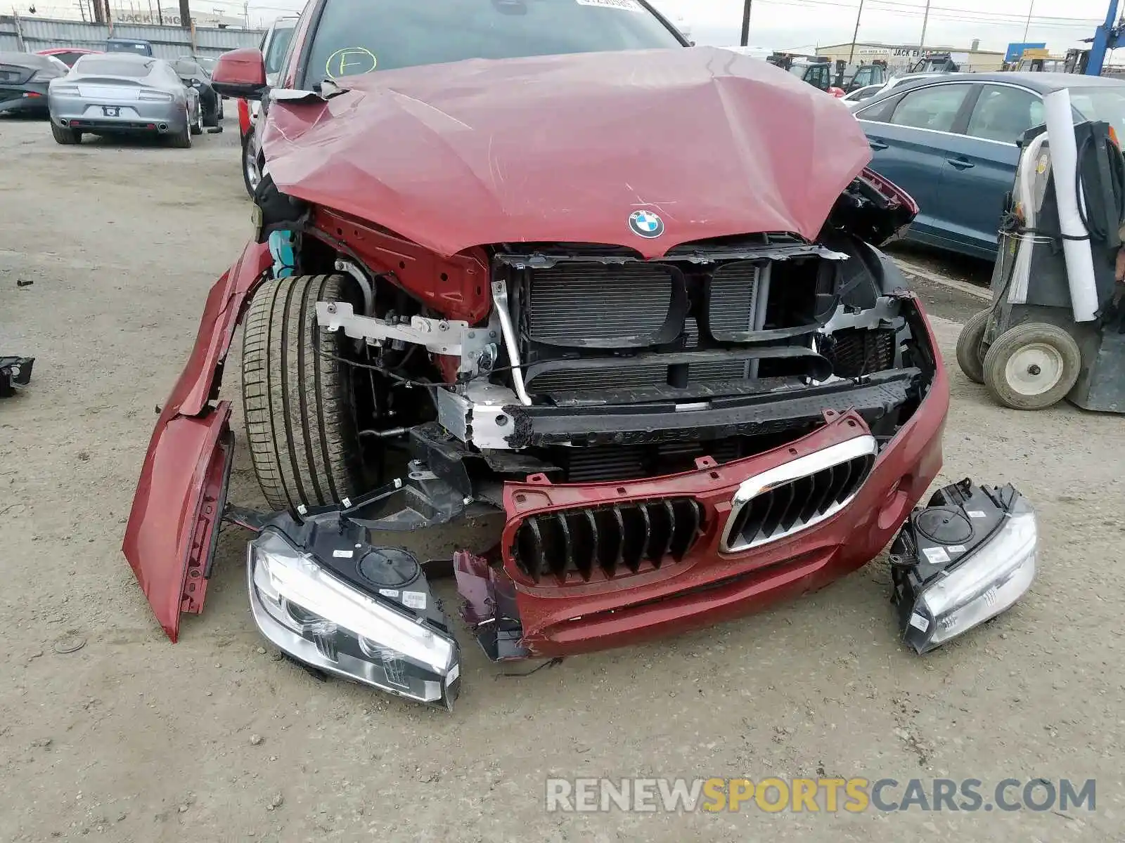 9 Фотография поврежденного автомобиля 5UXKU0C56K0H98898 BMW X6 2019