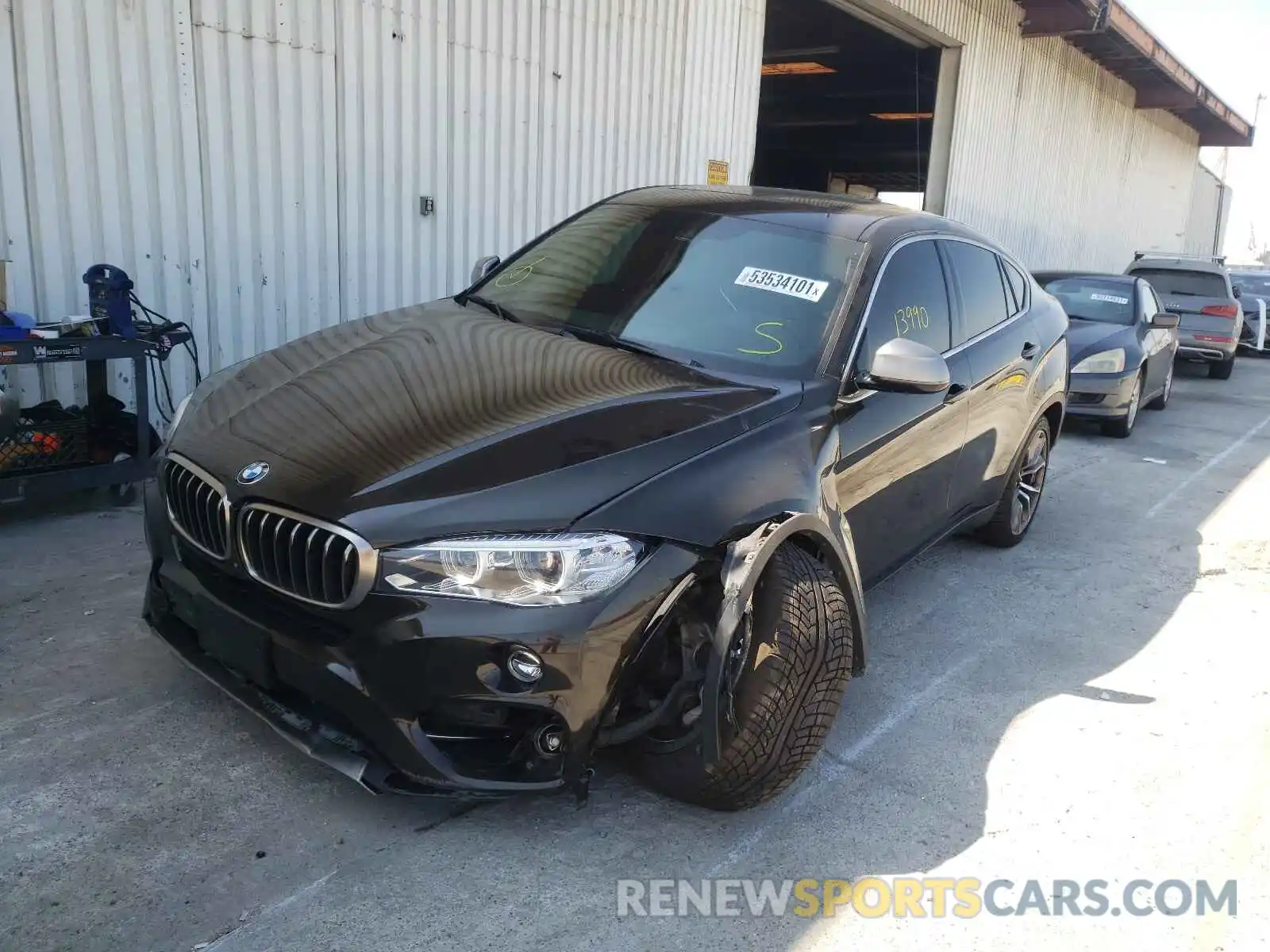 2 Photograph of a damaged car 5UXKU0C56K0S97409 BMW X6 2019