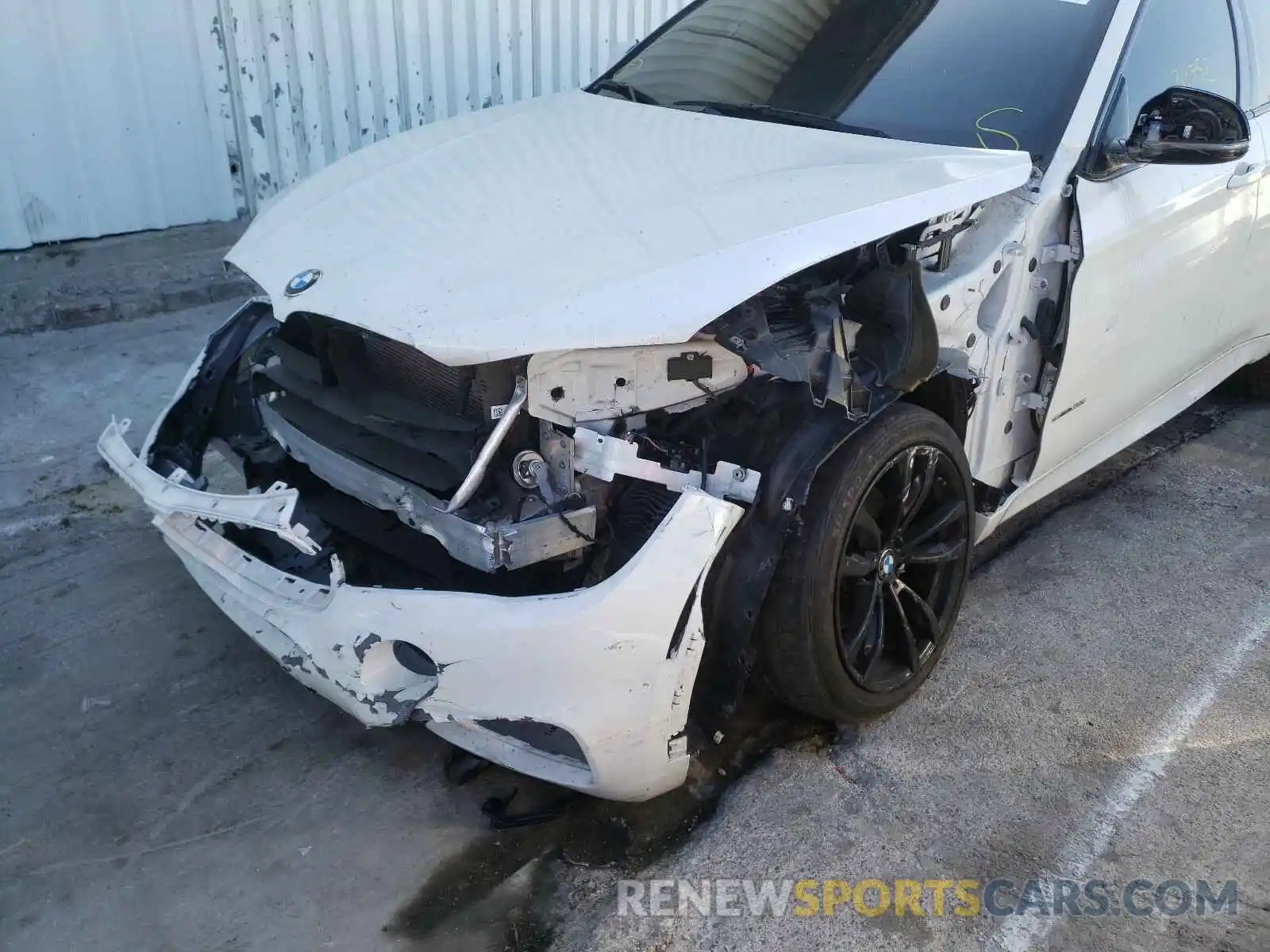 9 Photograph of a damaged car 5UXKU0C58K0S97329 BMW X6 2019