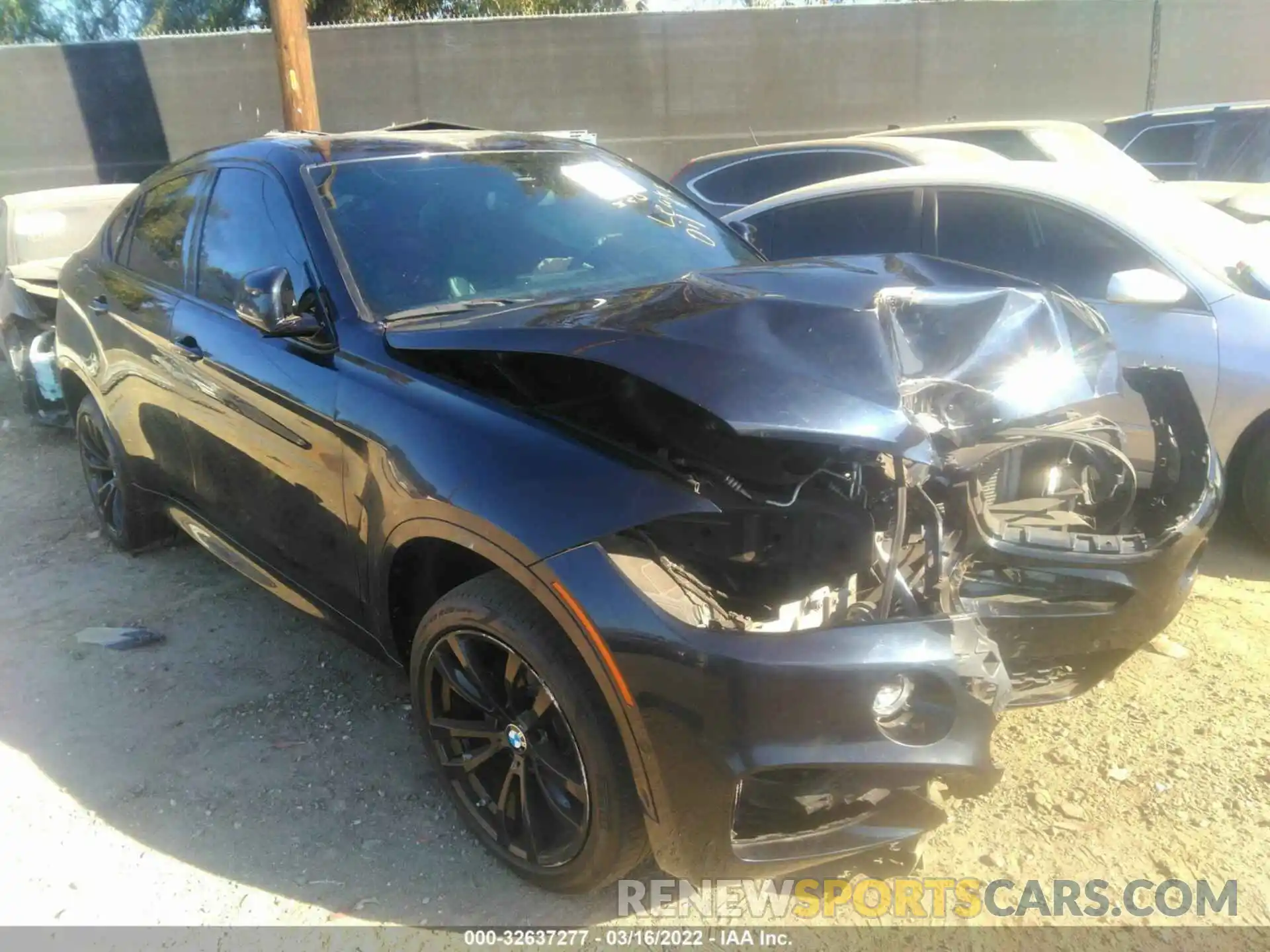 1 Photograph of a damaged car 5UXKU0C59K0H99477 BMW X6 2019