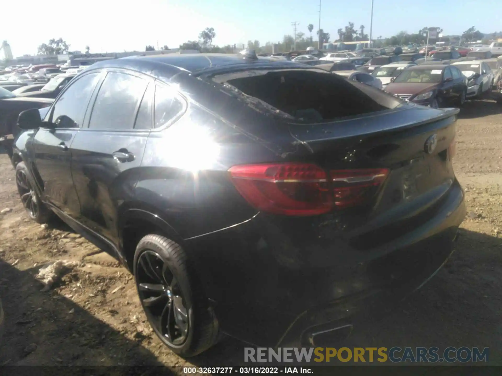 3 Photograph of a damaged car 5UXKU0C59K0H99477 BMW X6 2019