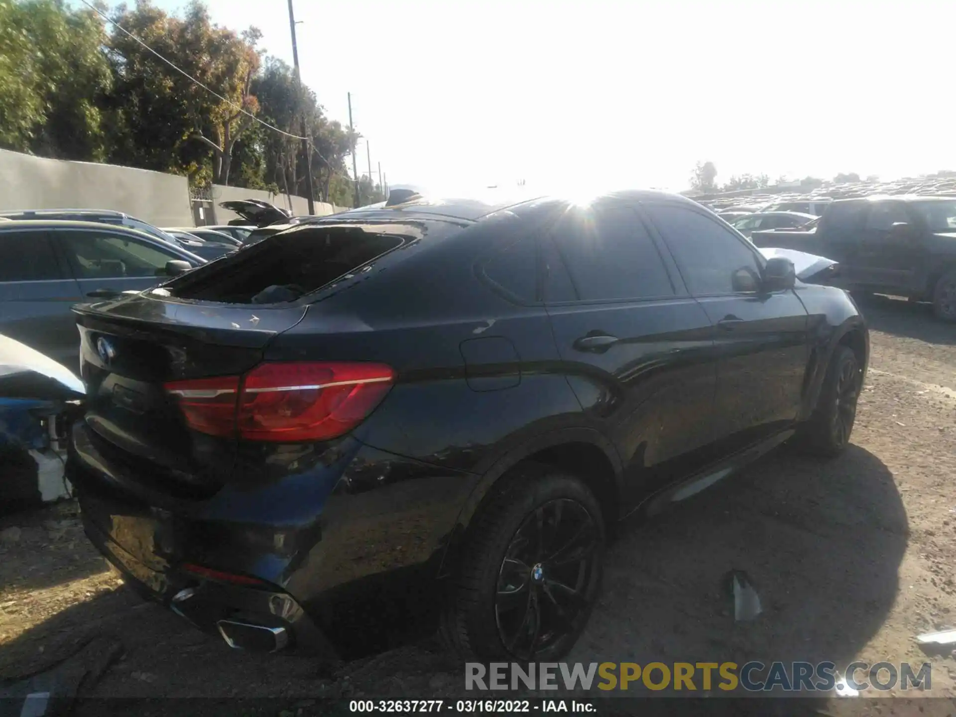 4 Photograph of a damaged car 5UXKU0C59K0H99477 BMW X6 2019