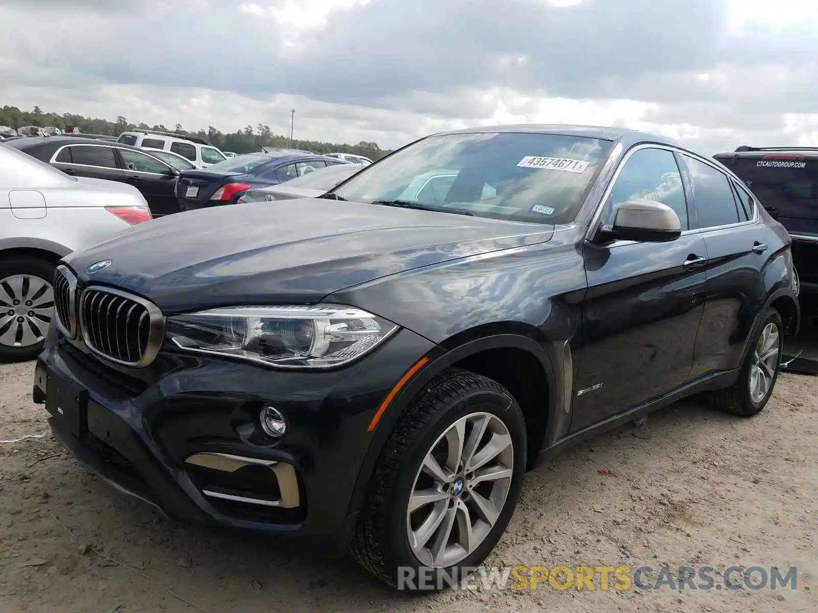 2 Photograph of a damaged car 5UXKU0C5XK0S97817 BMW X6 2019