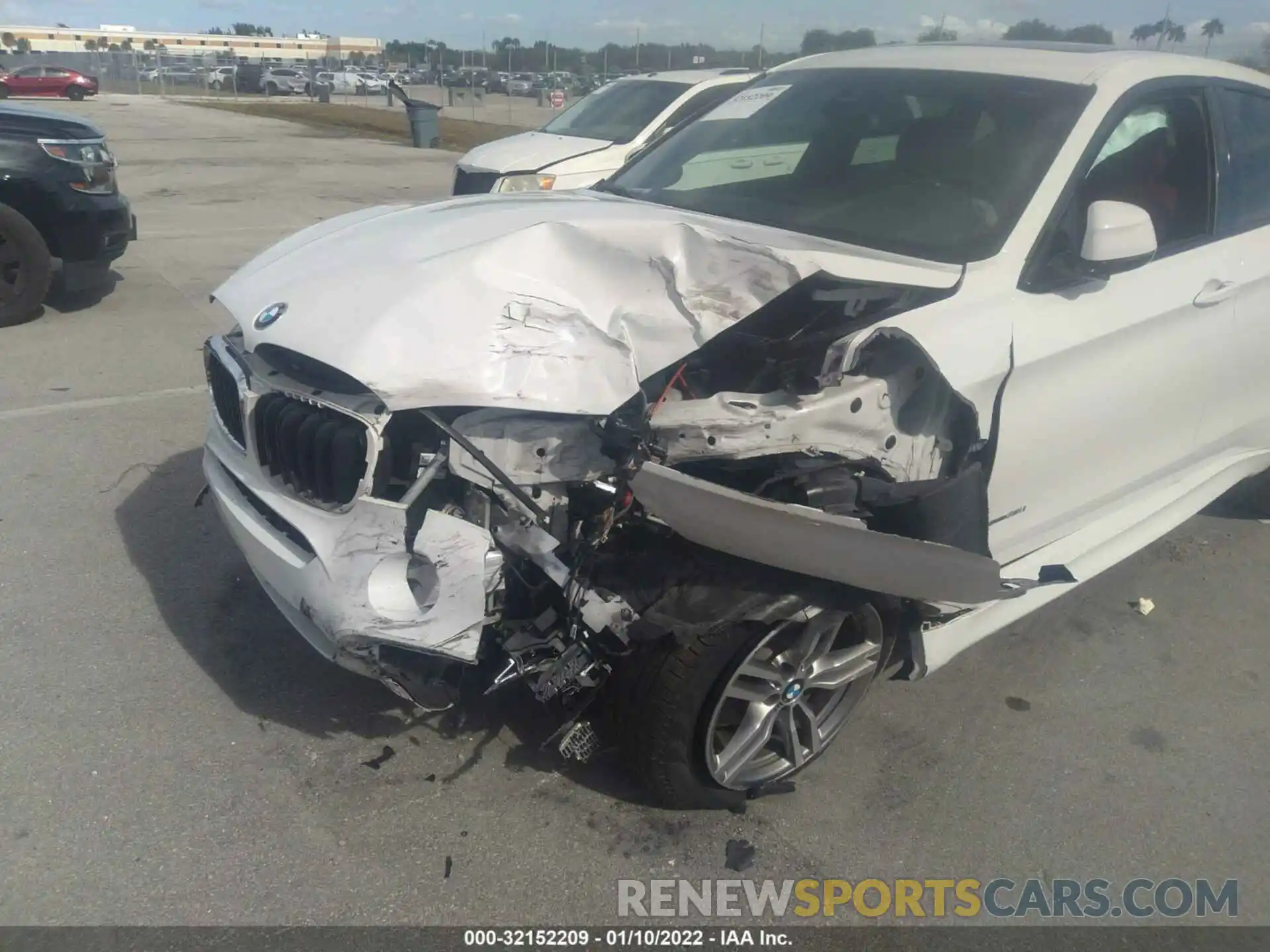 6 Photograph of a damaged car 5UXKU2C50K0Z64552 BMW X6 2019