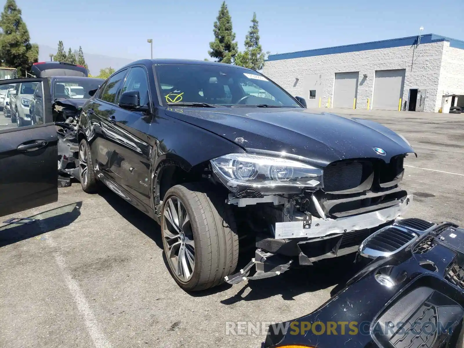 1 Photograph of a damaged car 5UXKU2C51K0Z65189 BMW X6 2019