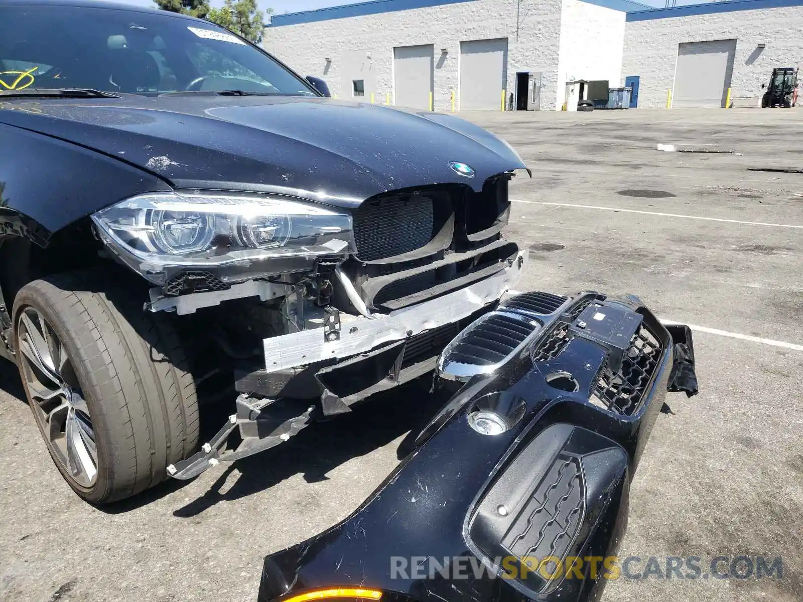 9 Photograph of a damaged car 5UXKU2C51K0Z65189 BMW X6 2019