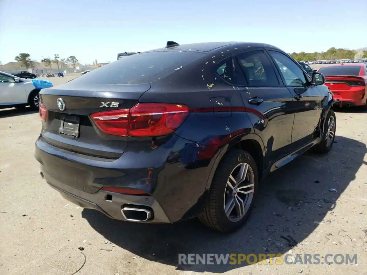 4 Photograph of a damaged car 5UXKU2C52K0Z63306 BMW X6 2019