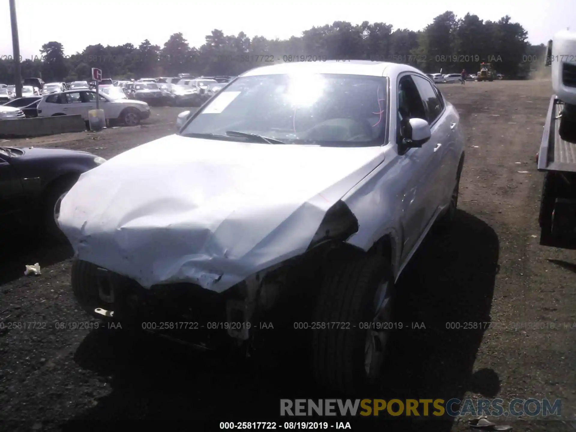 2 Photograph of a damaged car 5UXKU2C52K0Z63385 BMW X6 2019