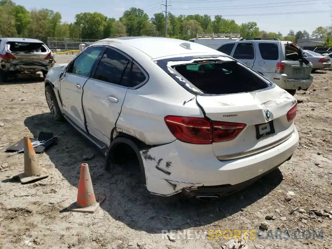 3 Photograph of a damaged car 5UXKU2C53K0Z63430 BMW X6 2019