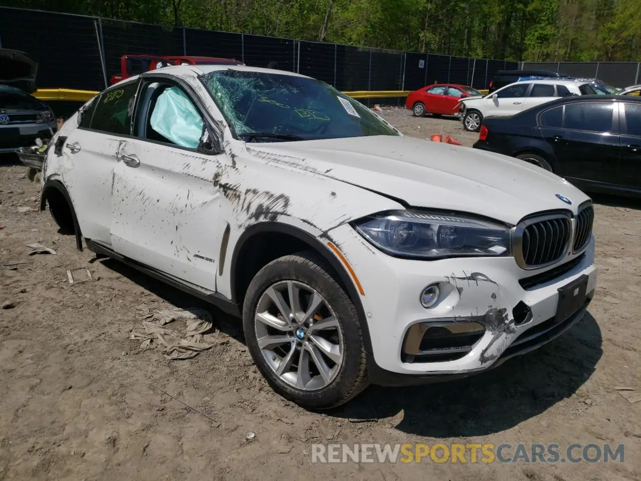 9 Photograph of a damaged car 5UXKU2C53K0Z63430 BMW X6 2019