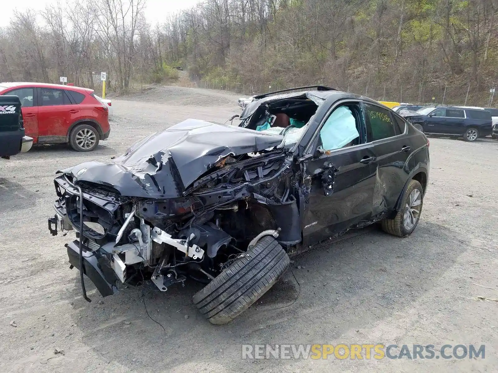 2 Photograph of a damaged car 5UXKU2C54K0Z63212 BMW X6 2019