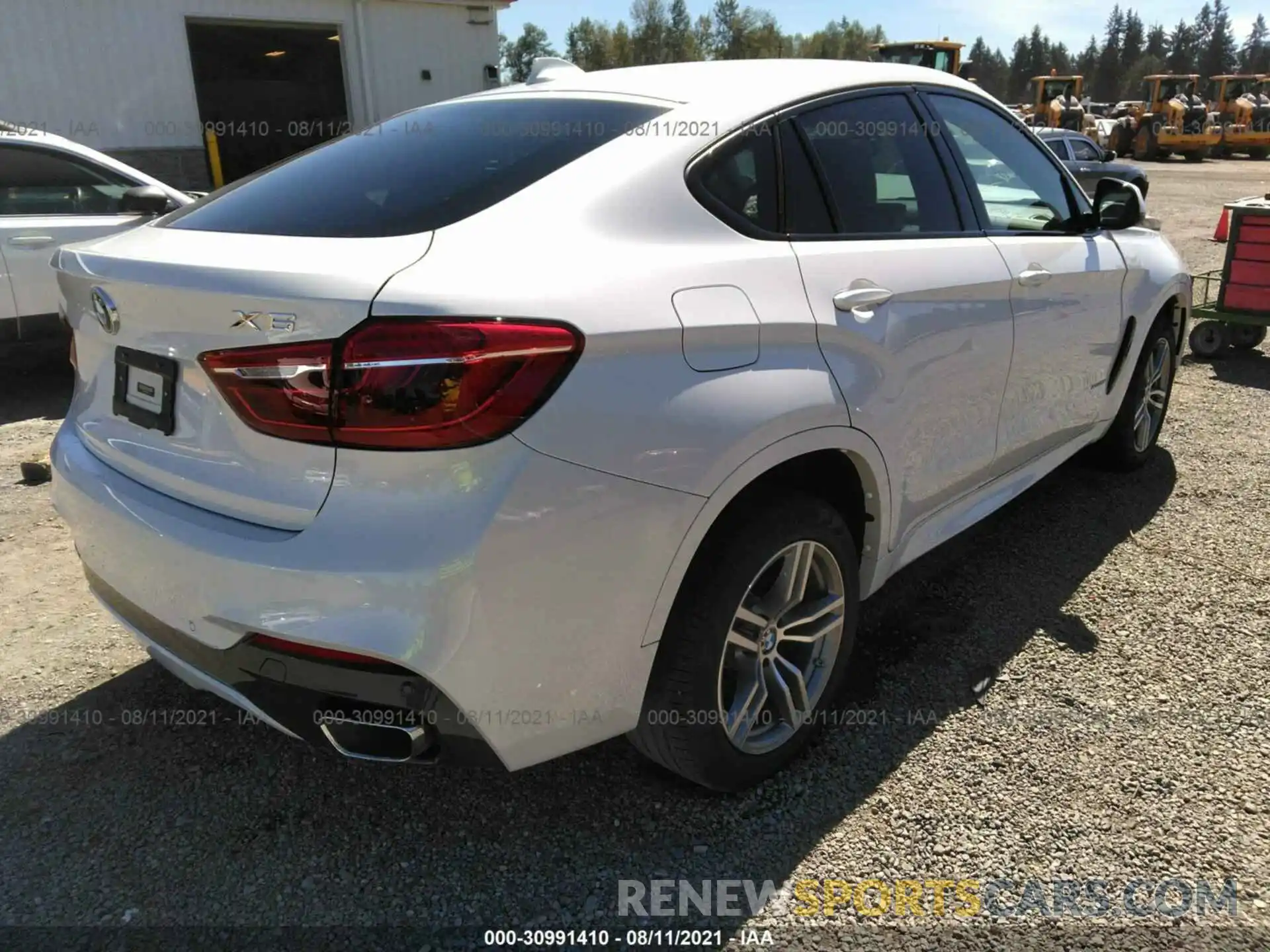 4 Photograph of a damaged car 5UXKU2C55K0Z63624 BMW X6 2019