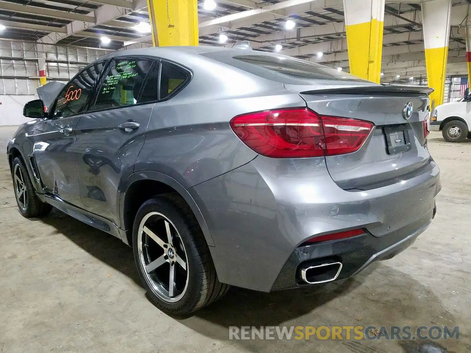 3 Photograph of a damaged car 5UXKU2C56K0Z64569 BMW X6 2019