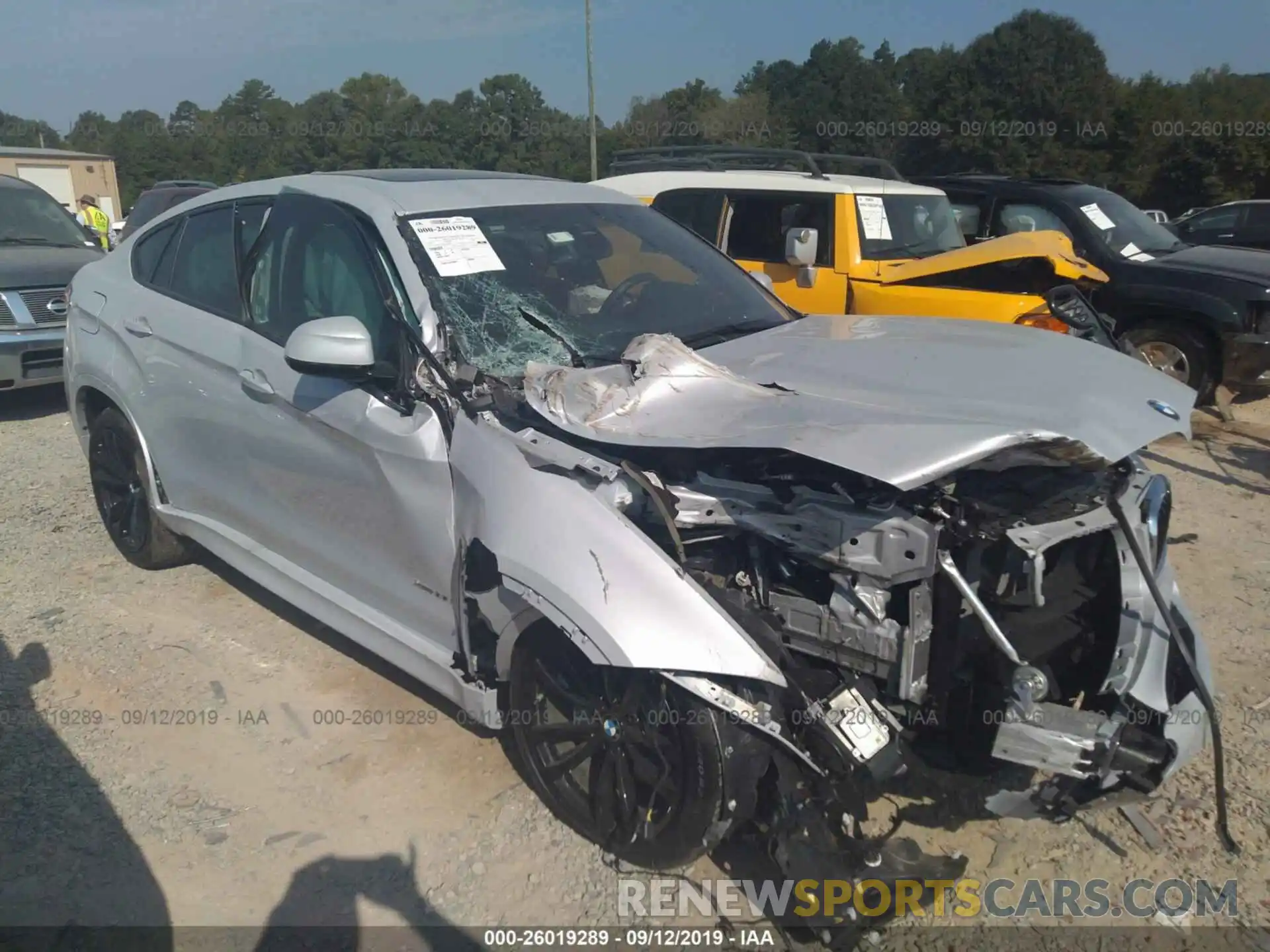 1 Photograph of a damaged car 5UXKU2C59K0Z65005 BMW X6 2019