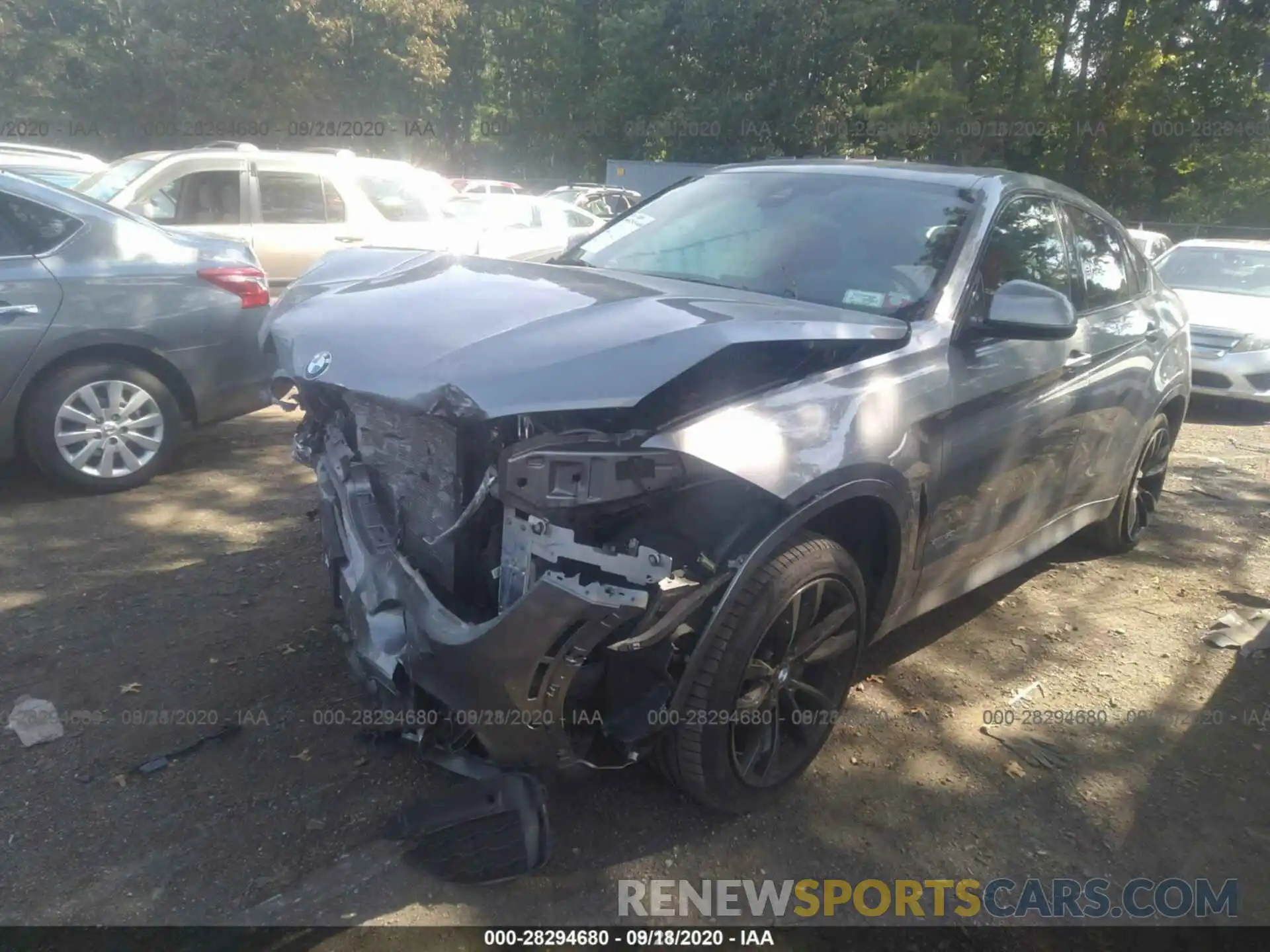 13 Фотография поврежденного автомобиля 5UXKU6C52KLP60650 BMW X6 2019