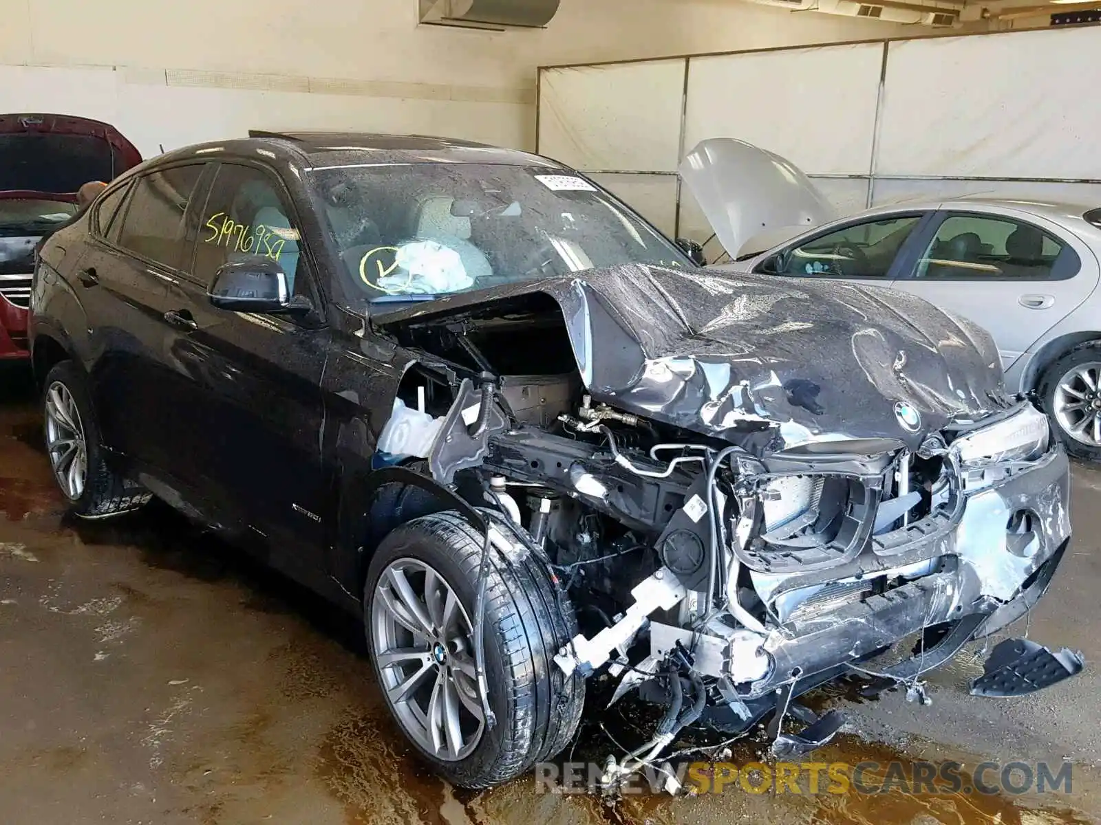 1 Photograph of a damaged car 5UXKU6C54KLP60620 BMW X6 2019