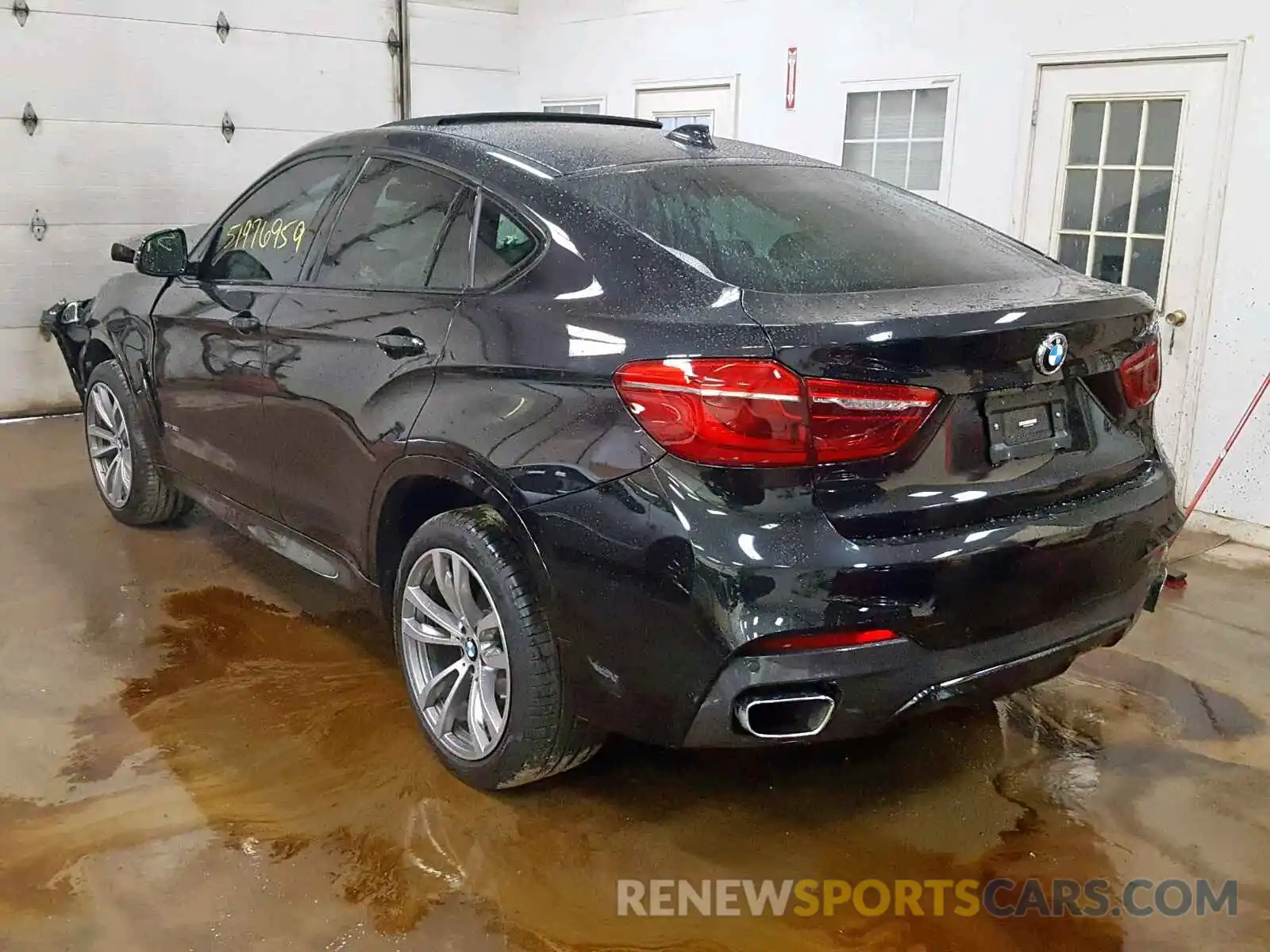 3 Photograph of a damaged car 5UXKU6C54KLP60620 BMW X6 2019