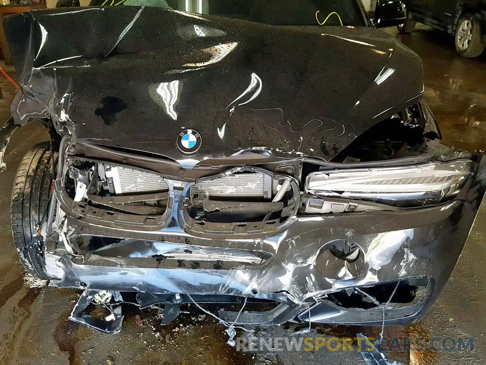 9 Photograph of a damaged car 5UXKU6C54KLP60620 BMW X6 2019