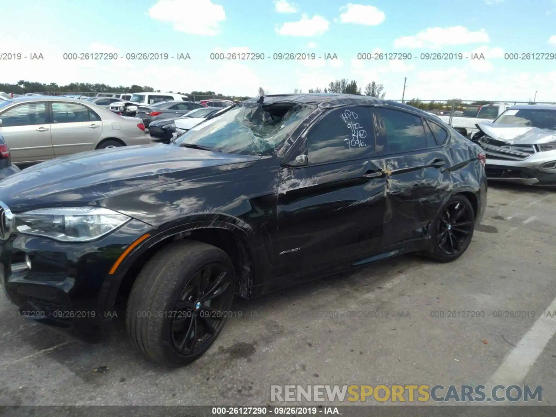 6 Photograph of a damaged car 5UXKU6C55K0Z67096 BMW X6 2019