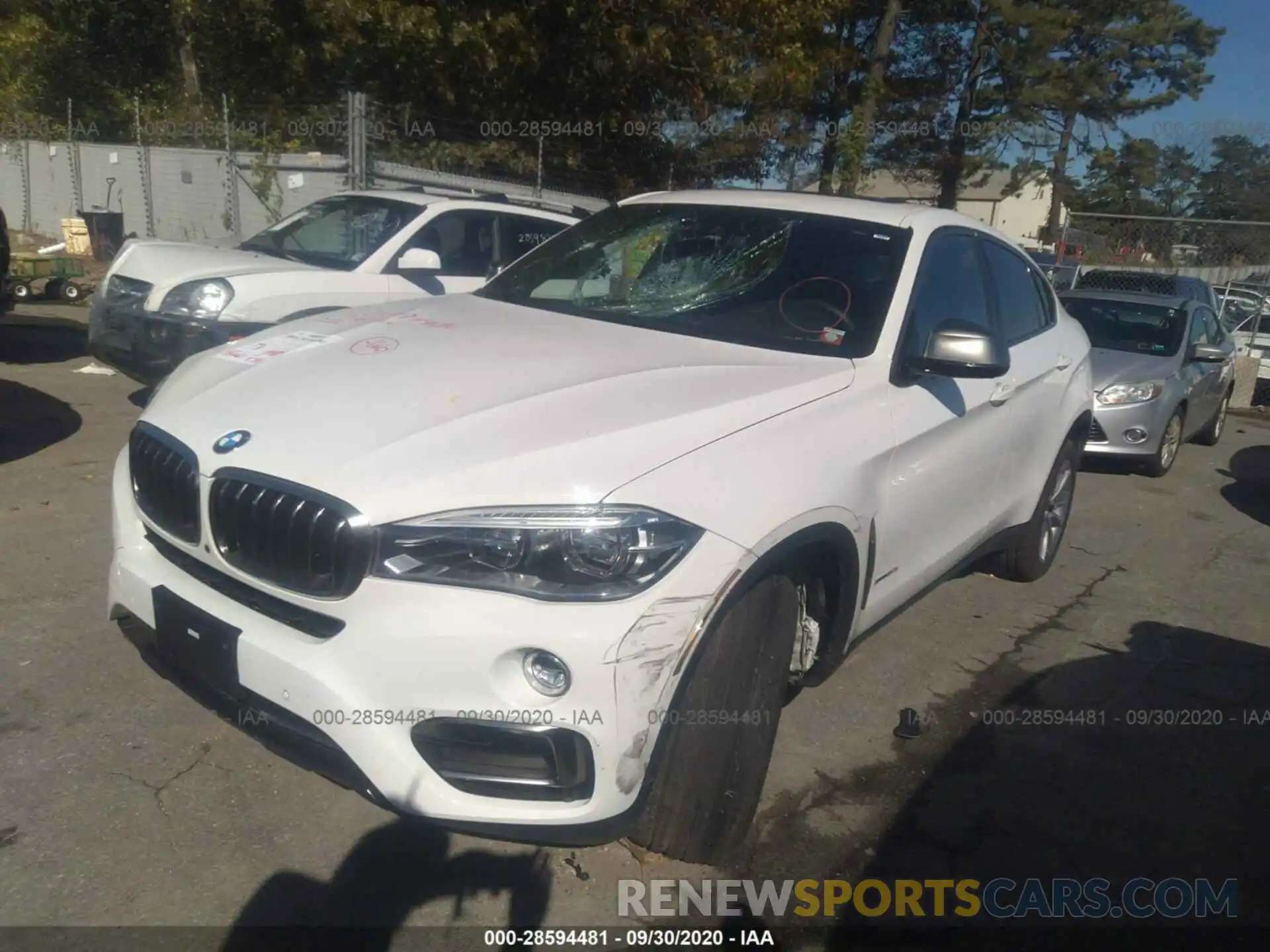 2 Фотография поврежденного автомобиля 5UXKU6C55KLP60691 BMW X6 2019