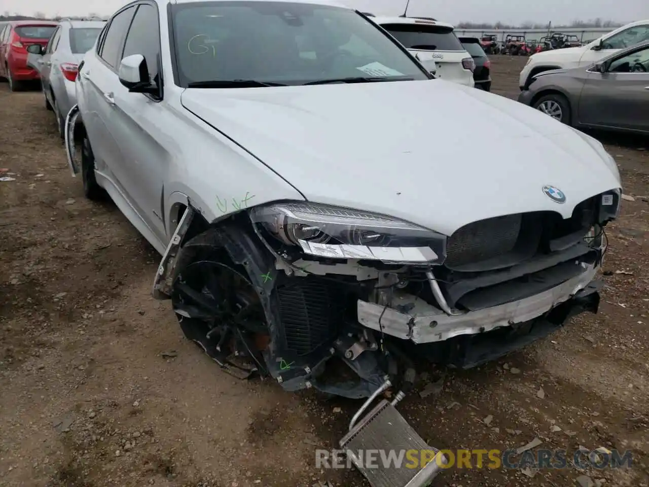 9 Photograph of a damaged car 5UXKU6C56K0Z67110 BMW X6 2019