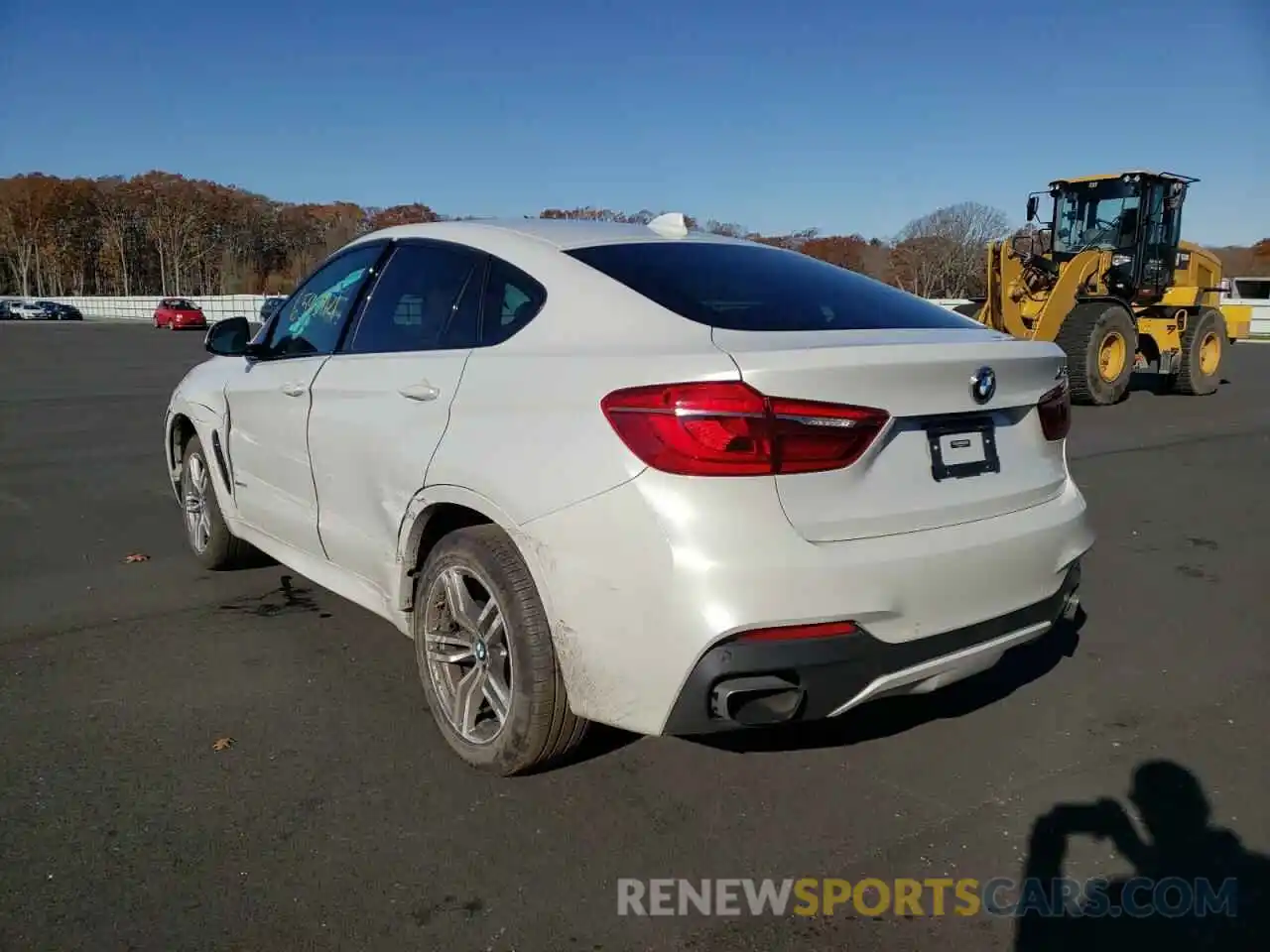 3 Photograph of a damaged car 5UXKU6C59KLP60595 BMW X6 2019