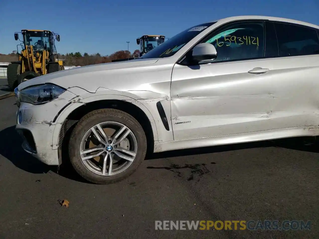 9 Photograph of a damaged car 5UXKU6C59KLP60595 BMW X6 2019