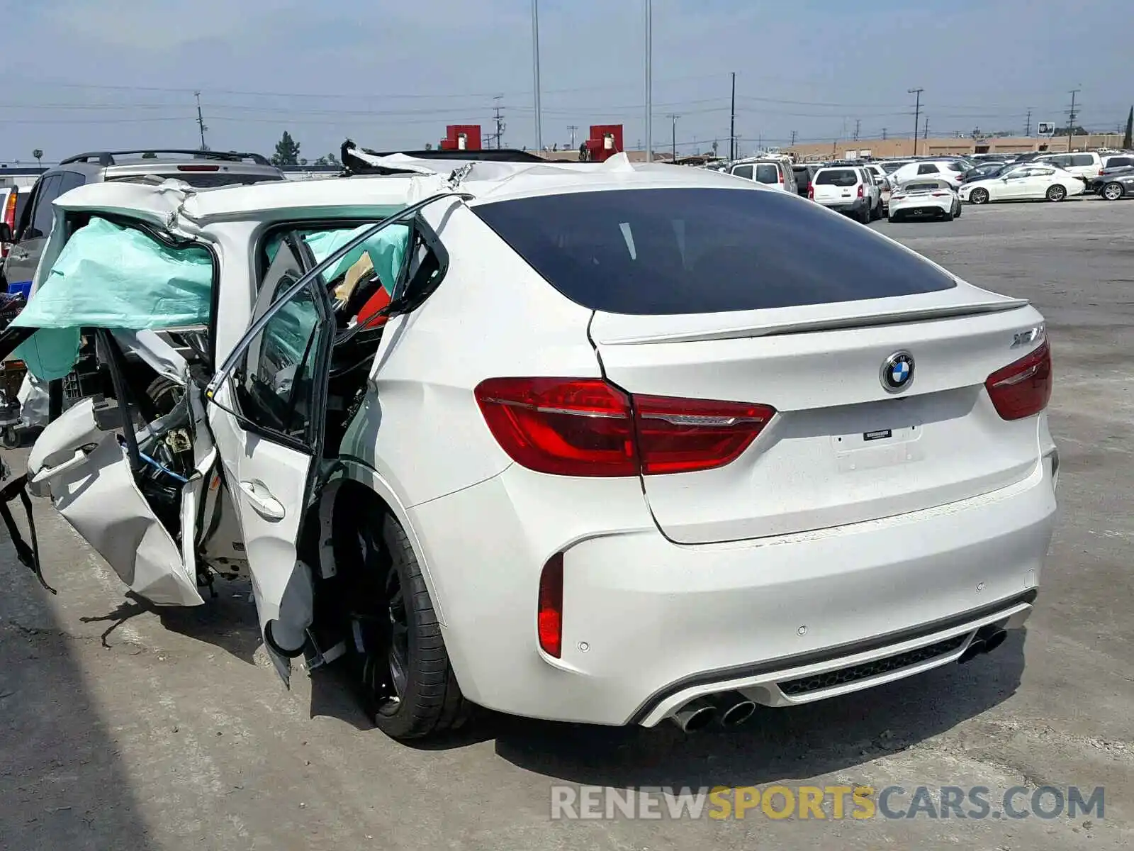 3 Photograph of a damaged car 5YMKW8C50K0Y75120 BMW X6 2019