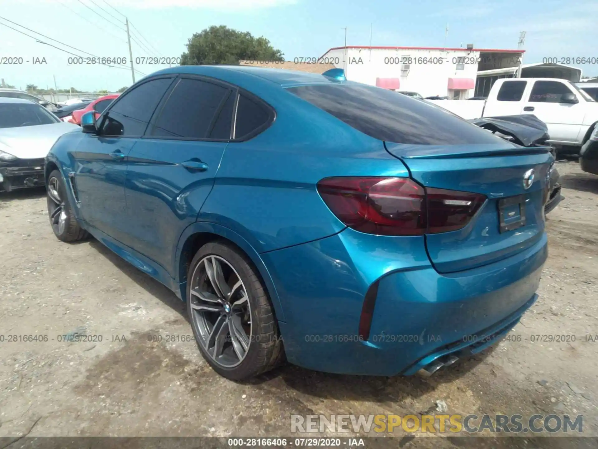 3 Photograph of a damaged car 5YMKW8C50KLR38327 BMW X6 2019