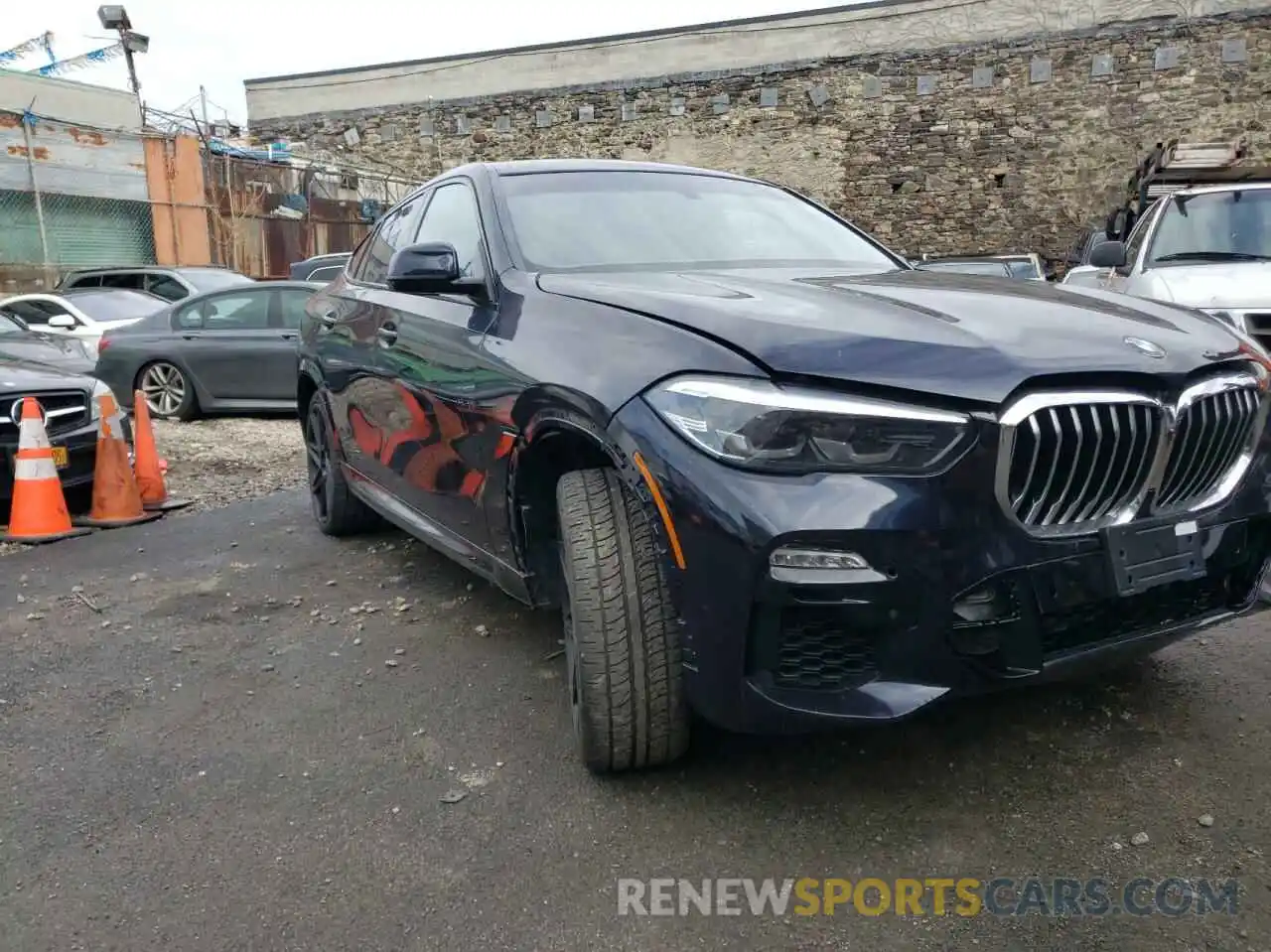 1 Photograph of a damaged car 5UXCY4C00L9C37579 BMW X6 2020