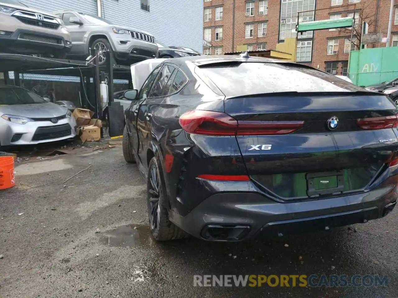 3 Photograph of a damaged car 5UXCY4C00L9C37579 BMW X6 2020