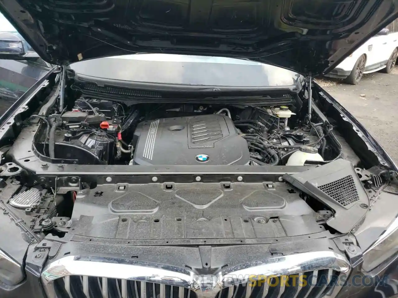 7 Photograph of a damaged car 5UXCY4C00L9C37579 BMW X6 2020