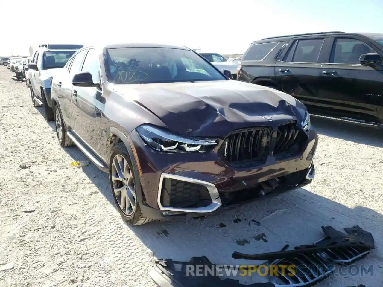 1 Photograph of a damaged car 5UXCY4C04L9C74716 BMW X6 2020