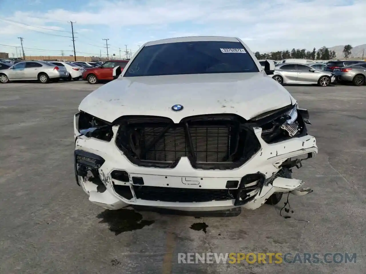 9 Photograph of a damaged car 5UXCY4C07L9C02604 BMW X6 2020