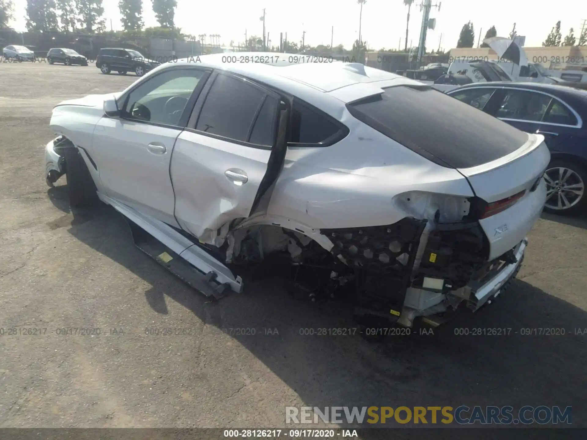 3 Фотография поврежденного автомобиля 5UXCY4C07L9C19497 BMW X6 2020