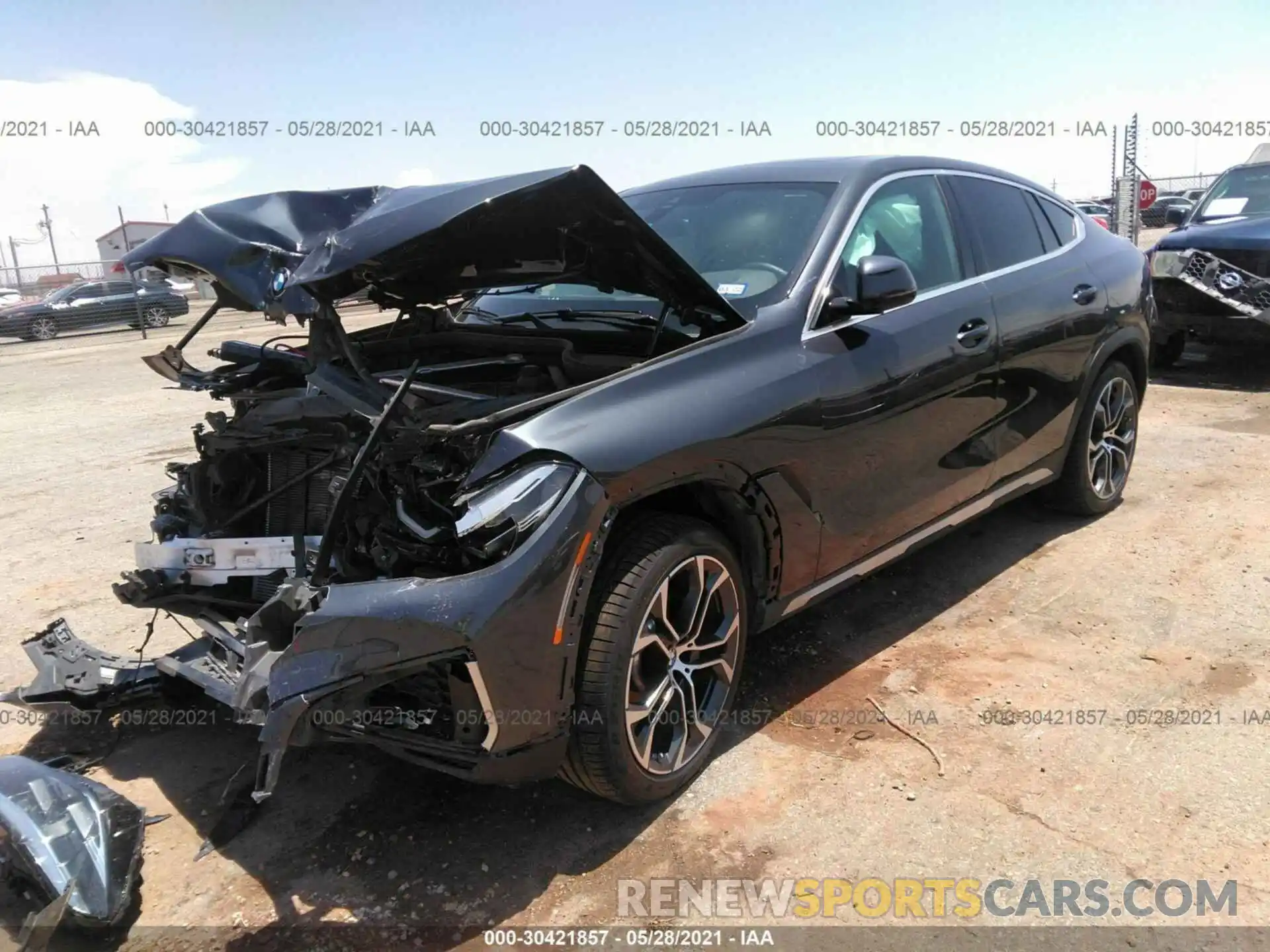 2 Фотография поврежденного автомобиля 5UXCY4C08L9C37958 BMW X6 2020
