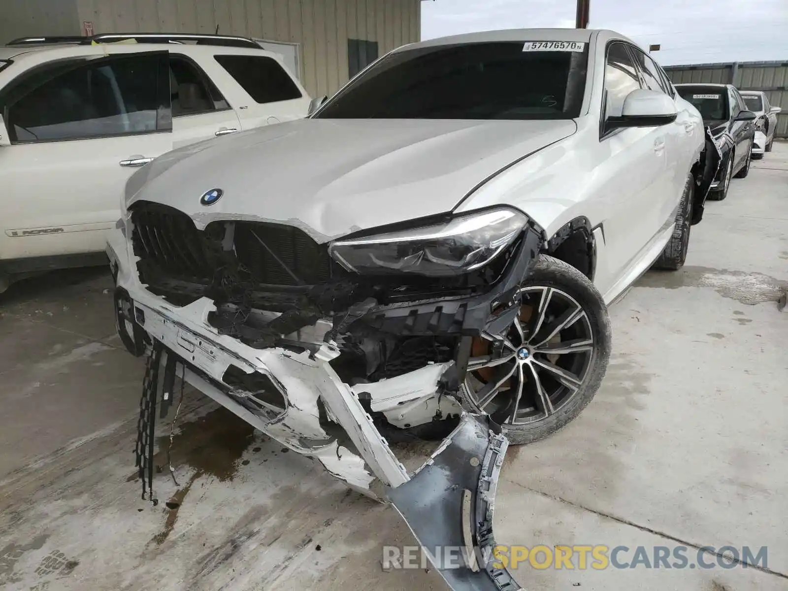 2 Фотография поврежденного автомобиля 5UXCY4C09L9B65782 BMW X6 2020