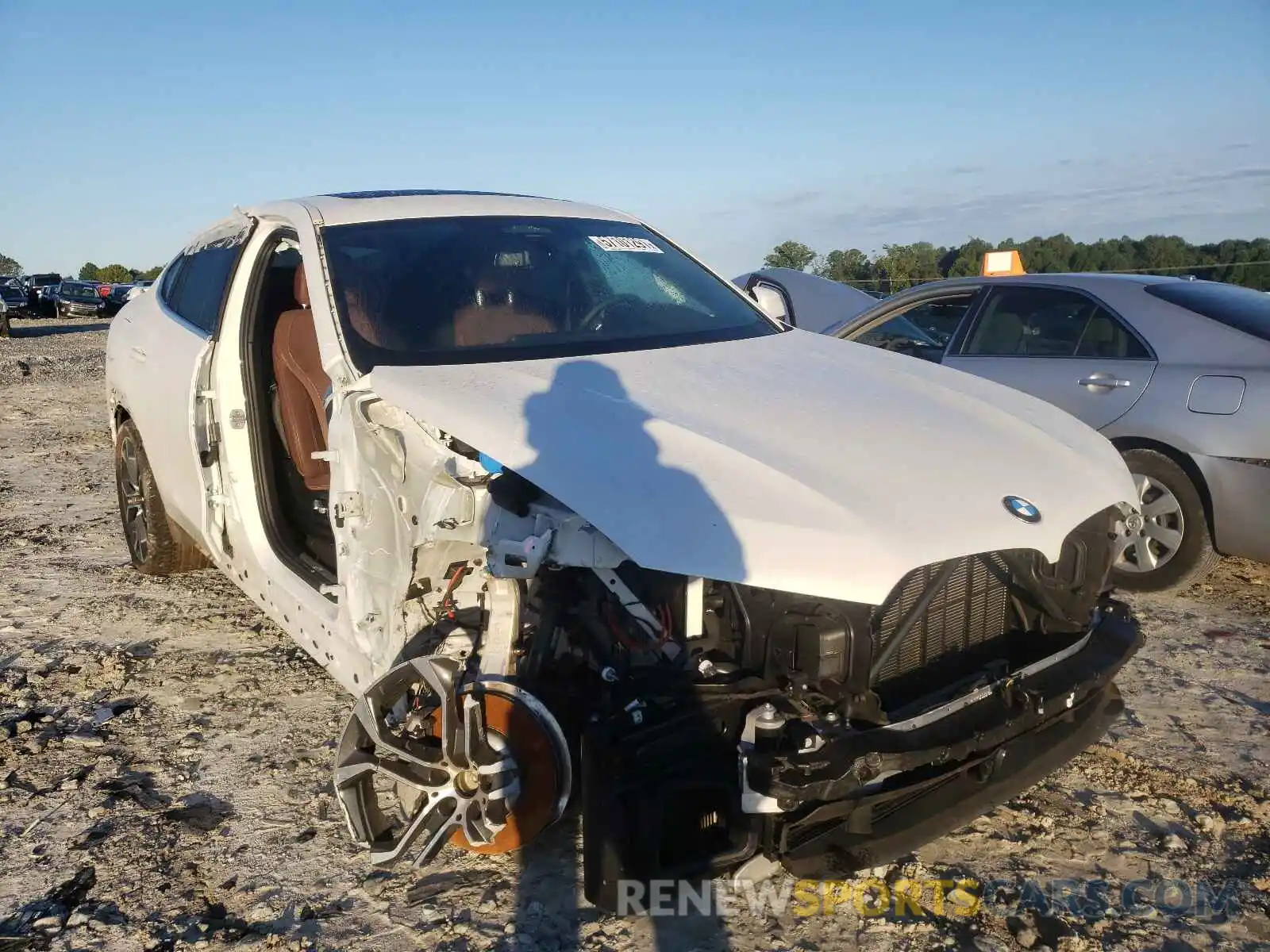 1 Photograph of a damaged car 5UXCY6C00L9D46362 BMW X6 2020