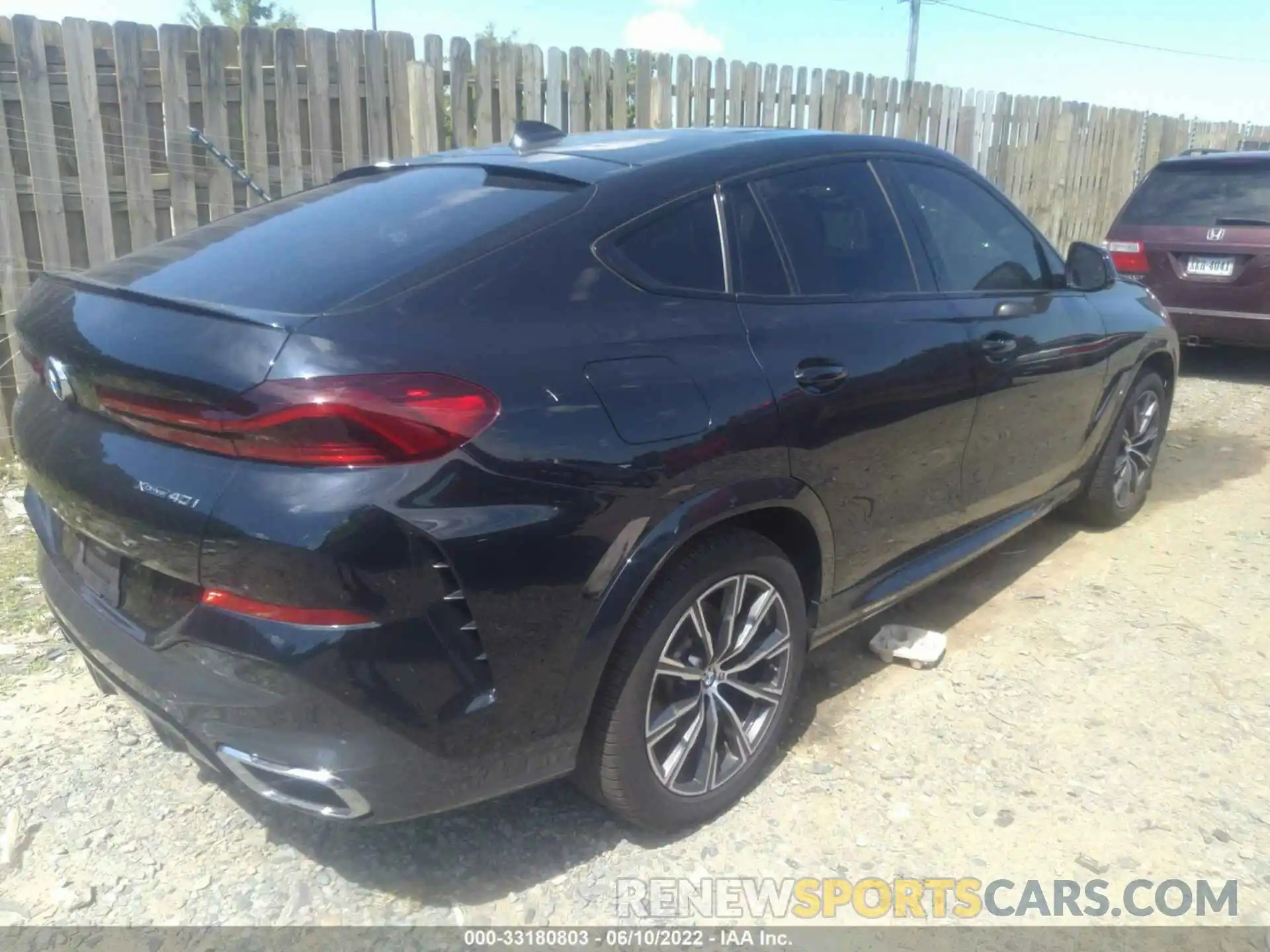 4 Photograph of a damaged car 5UXCY6C02L9B45093 BMW X6 2020