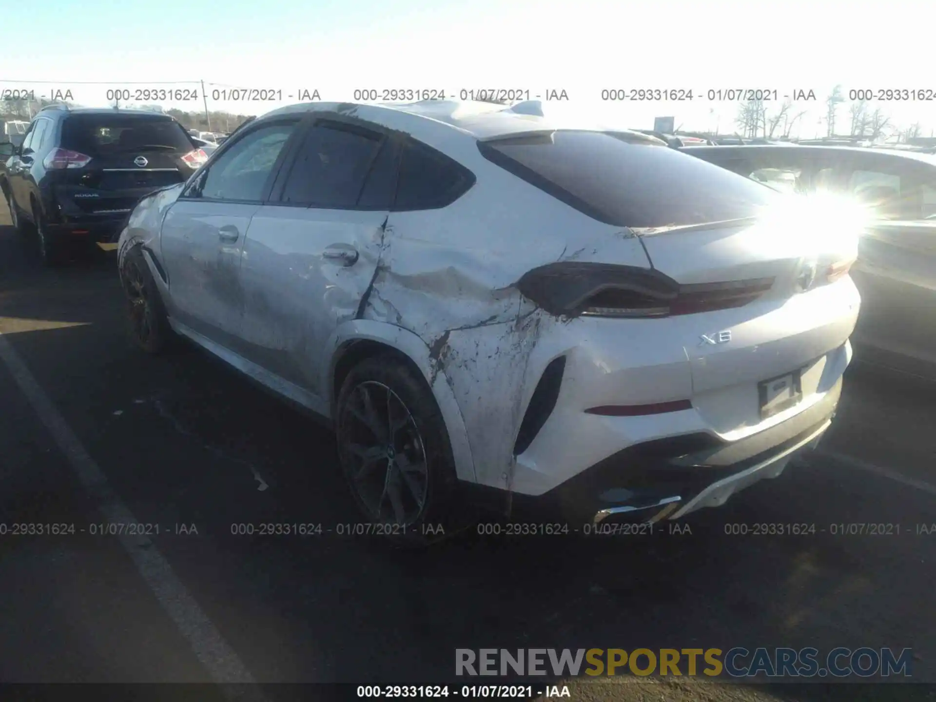 3 Фотография поврежденного автомобиля 5UXCY6C04L9C05570 BMW X6 2020