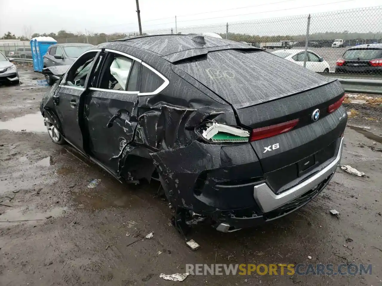 3 Photograph of a damaged car 5UXCY6C04L9C91124 BMW X6 2020