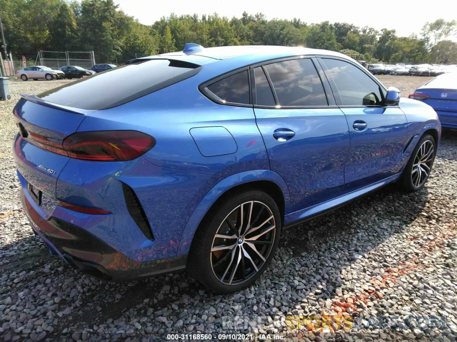 4 Photograph of a damaged car 5UXCY6C06L9D04617 BMW X6 2020