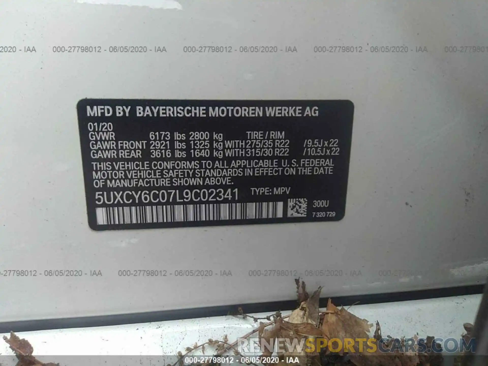9 Photograph of a damaged car 5UXCY6C07L9C02341 BMW X6 2020