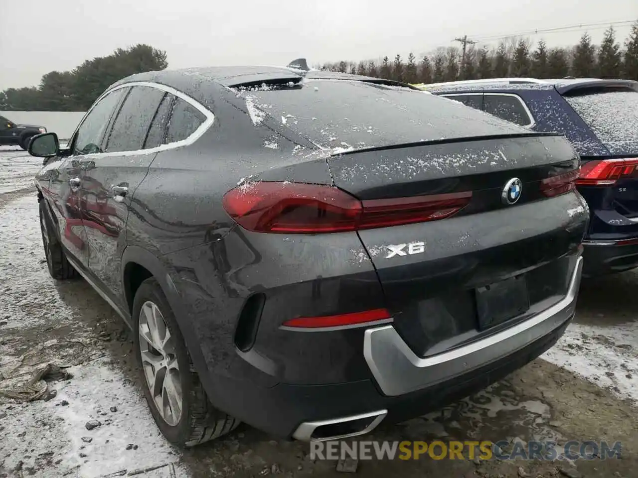 3 Photograph of a damaged car 5UXCY6C09L9D02134 BMW X6 2020